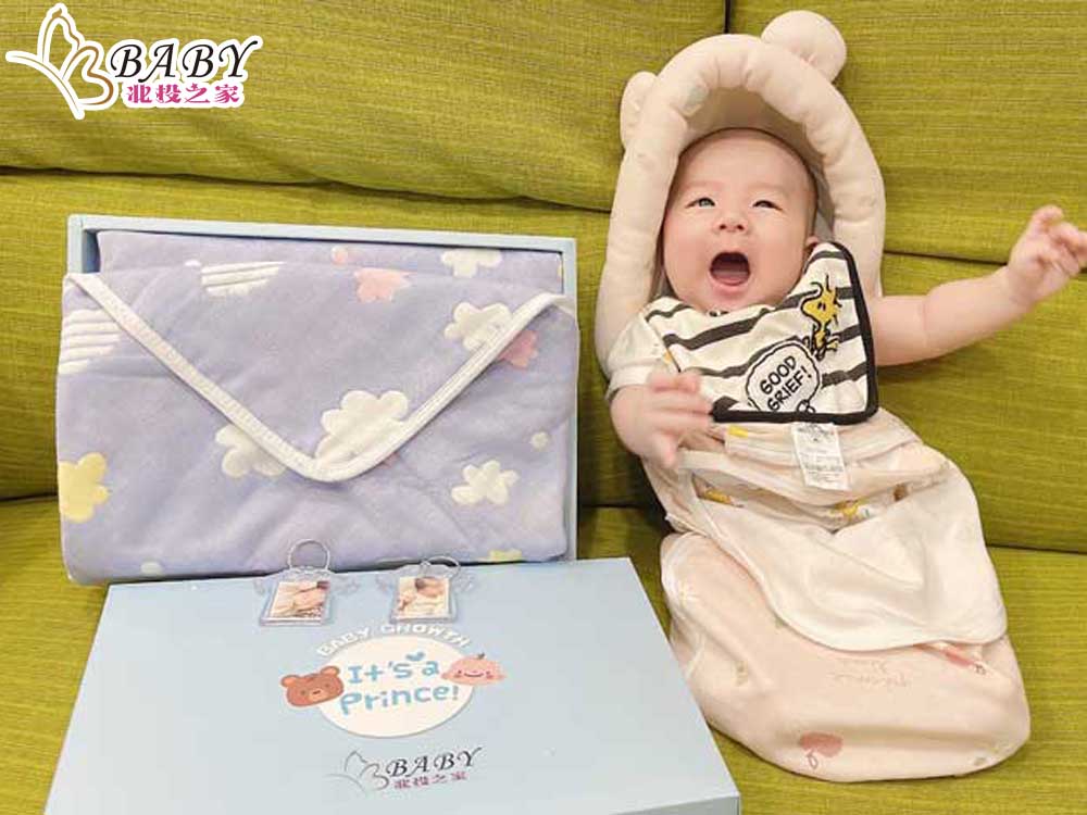 嬰兒禮盒品牌排行榜第五名：安撫好眠禮盒

安撫好眠禮盒搭配的1條包巾和1條新生兒被是為了幫助寶寶在睡眠中更快入眠，提供安心的睡眠環境所設計的。嬰兒包巾採用柔軟的純棉材料，能夠幫助寶寶安撫情緒，提高睡眠品質，讓寶寶更容易入睡。新生兒被採用天然純棉六層紗材質，柔軟舒適，保護寶寶的肌膚，讓寶寶在睡覺時感到舒適安心。這些產品的尺寸也是經過精心設計，可以滿足寶寶從出生到成長的需要。安撫好眠禮盒是一個非常實用的禮物，可以讓新手父母感受到您的關愛和體貼，同時為寶寶提供舒適的睡眠環境，促進其健康成長。