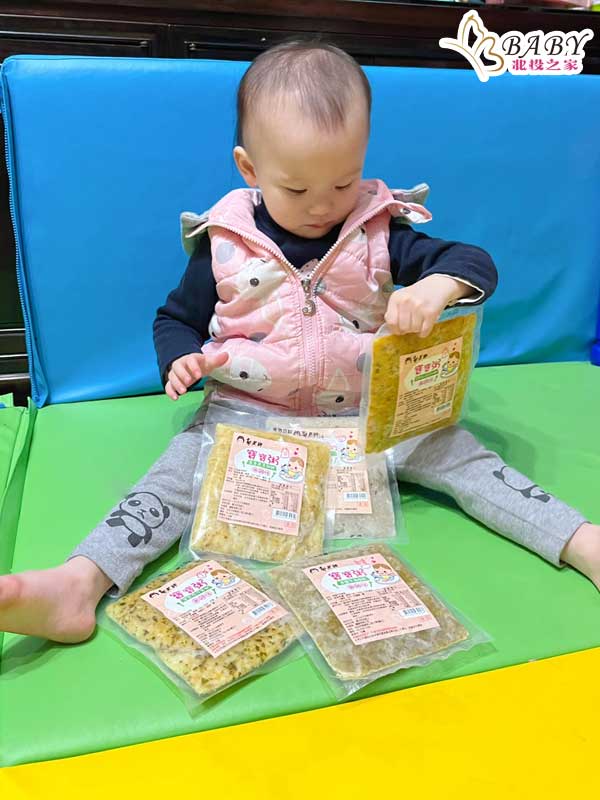 郭老師寶寶粥是適合6個月以上寶寶
郭老師寶寶燉飯類則是比較適合10個月以上寶寶