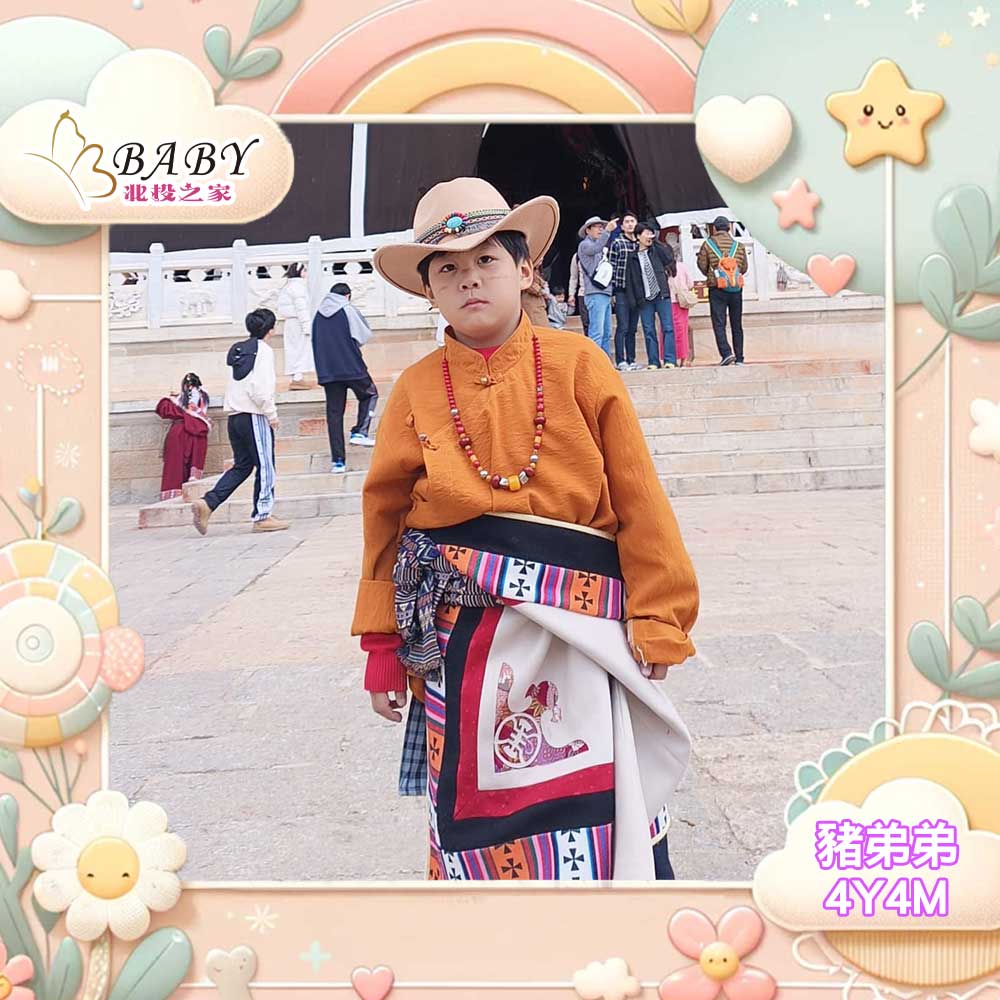 親子之旅,遊雲南束河古鎮、挑戰雪山、感受香格里拉、親近自然,難忘之旅 |豬弟弟|北投之家寶寶模特兒|北投之家 豬弟弟|親子之旅,遊雲南束河古鎮、挑戰雪山、感受香格里拉、親近自然,難忘之旅 |北投之家02
接著,踏上了前往雪山的旅程。站在山腳下,仰望著雄偉的雪山,感受到了大自然的威嚴與壯麗。眺望著遠方的風景,心中充滿了寧靜與感慨。
然後,來到了香格里拉,這個海拔極高的地方。在這裡,或許你會感覺缺氧,但絕對不缺信仰。站在這片神聖的土地上,感受到了心靈的寧靜與安穩,仿佛與天地相融。